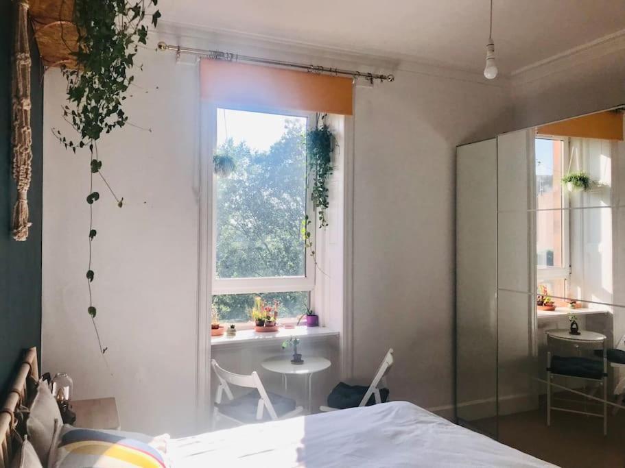 Cosy 2 Bedroom Flat In เอดินบะระ ภายนอก รูปภาพ